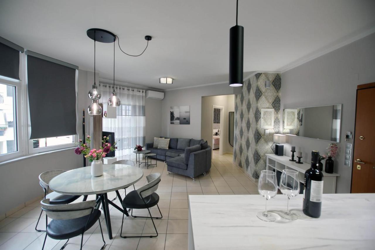 Ioanna'S Luxury Two Bedroom Apartment ナフプリオ エクステリア 写真